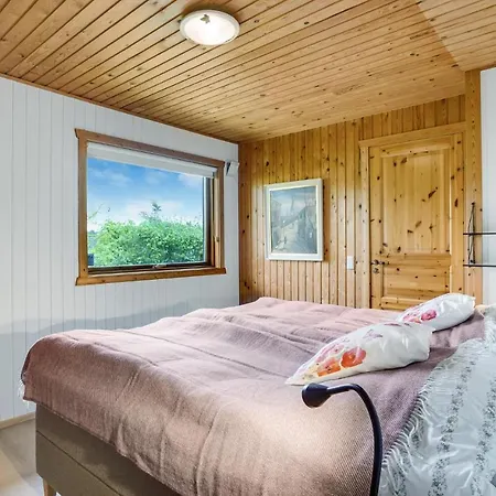 Beautiful In With Wifi And 4 Bedrooms 2 إيبلتوفت